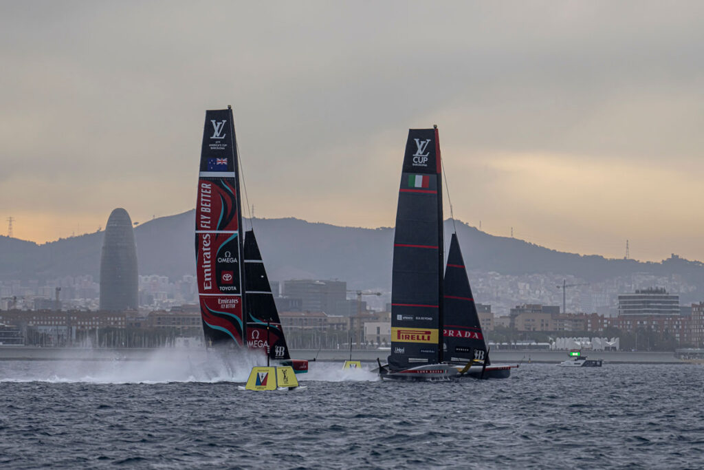 america's cup model racing yacht