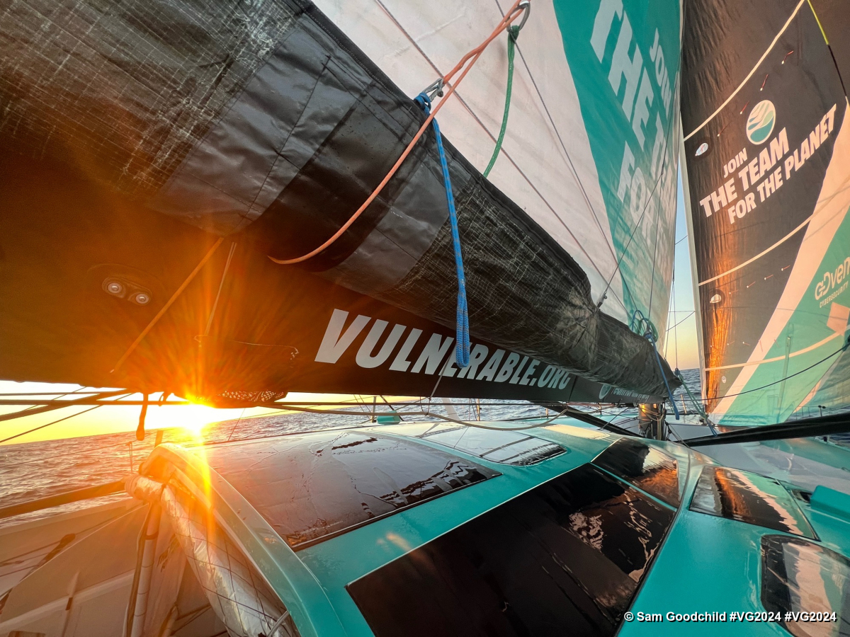 Soloists Descend South with Vendée Globe Underway Sailing World