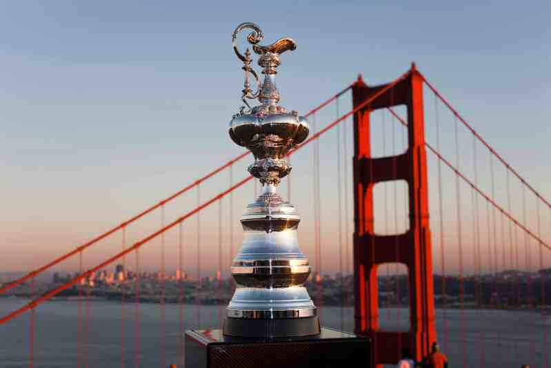 04/01/2011 - San Francisco (USA, CA) - 34th America's Cup - The America's Cup in San Francisco - Golden Gate Bridge***04/01/2011 - San Francisco (USA, CA) - 34th America's Cup - The America's Cup in San Francisco - Golden Gate Bridge