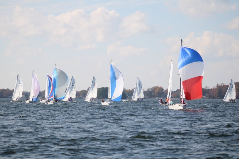 Helsman Jeff Linton extends his lead on the U20 fleet at the Carolina Keelboat One Design regatta on Lake Norman. Linton's U20 North American Championship win was his 60th major class title.